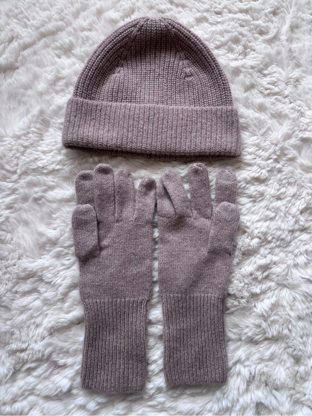Quince Mongolian Cashmere Ribbed Beanie and Gloves Set, Oatmeal